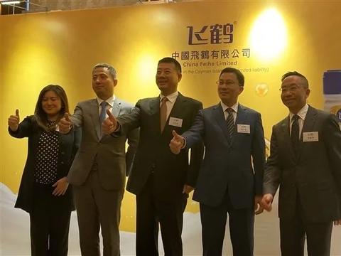 飞鹤最新爆料新闻视频播放